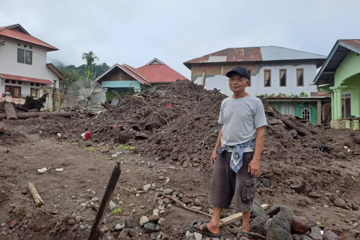 Nasrudin korban banjir di Agam Sumbar. (Liputan6.com/Novia Harlina)