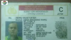 Ditegur tak boleh merokok di dalam rumah, seorang anak di Sidoarjo, Jawa Timur, habisi nyawa ayah gunakan barbel.