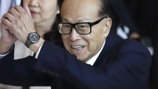 Orang terkaya Hong Kong Li Ka-shing (Foto: AP/Kin Cheung, file)
