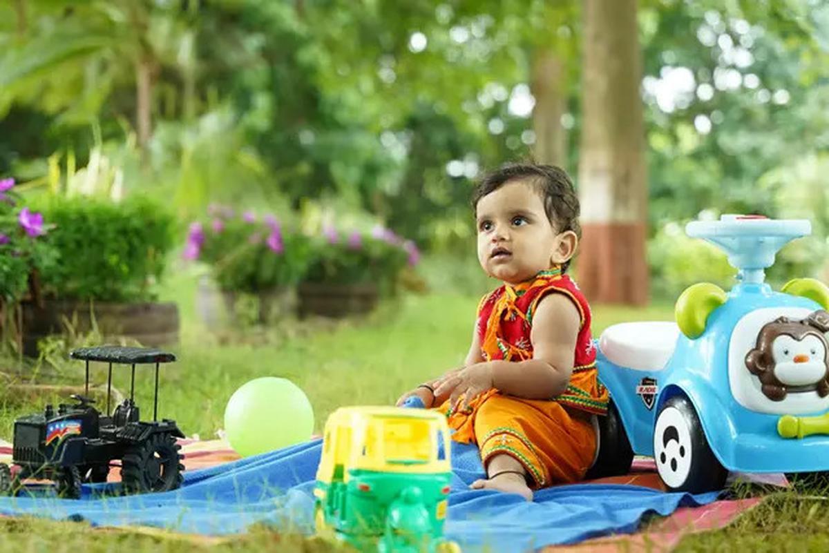 5 Tips Memilih Mainan Bayi yang Sesuai Usia untuk Mengasah Kemampuan Si Kecil