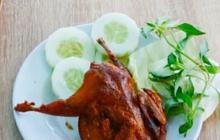 Bingung Jualan atau Sedekah, Warung Lesehan Sederhana di Jogja Ini Beri Gratis Ongkir Sampai 30 Km