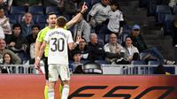 Gelandang Real Madrid asal Argentina bernomor punggung 30, Franco Mastantuono, diusir keluar lapangan oleh wasit asal Spanyol, Muniz Ruiz, selama pertandingan sepak bola Liga Spanyol antara Real Madrid CF dan Getafe CF di Stadion Santiago Bernabeu di Madrid pada Selasa (3-3-2026) dini hari WIB.
(Javier SORIANO/AF)