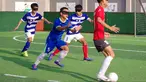 Pemain tim sepak bola tunanetra Provinsi Jiangsu mengikuti latihan di Nantong di provinsi Jiangsu timur China (19/8/2019). Tim yang pemainnya penyandang tunanetra ini tidak perlu khawatir jika cedera, mereka semua adalah tukang pijat. (Cheng Yajing/Jiangsu Provincial Blind Football Team/AFP)