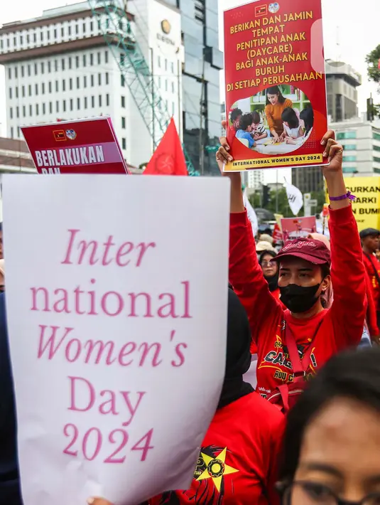 Para perempuan di seluruh dunia berjuang untuk mencapai kesetaraan, pemenuhan hak-hak, dan pengakuan atas hak asasi manusia (HAM). (Liputan6.com/Angga Yuniar)
