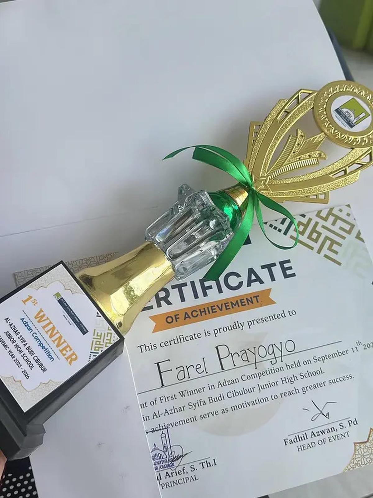 6 Potret Farel Prayoga Juara Lomba Azan di Sekolah, Suara Indah Jadi Kunci Utamanya