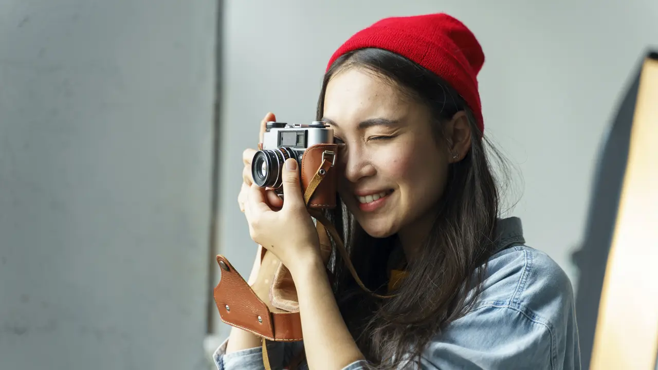 Perempuan dengan Bakat Fotografi