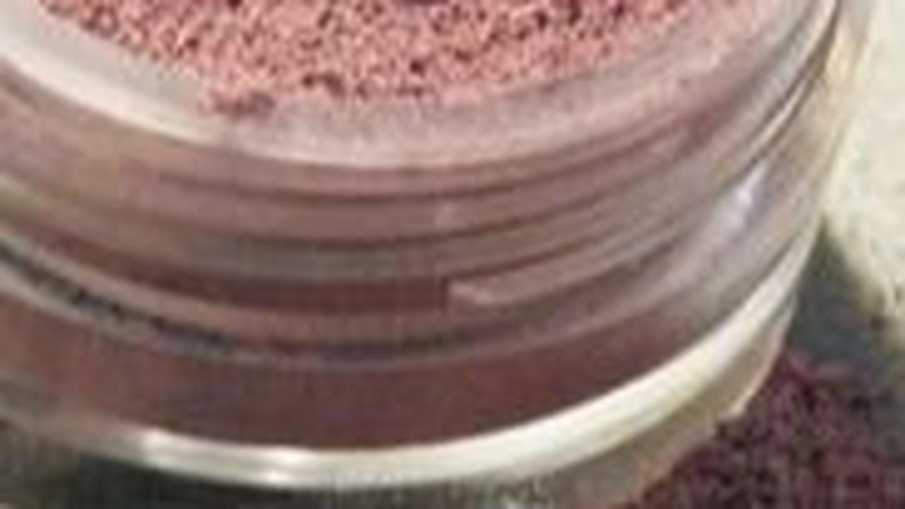 <b>5. Gunakan Bedak Tabur</b><br>