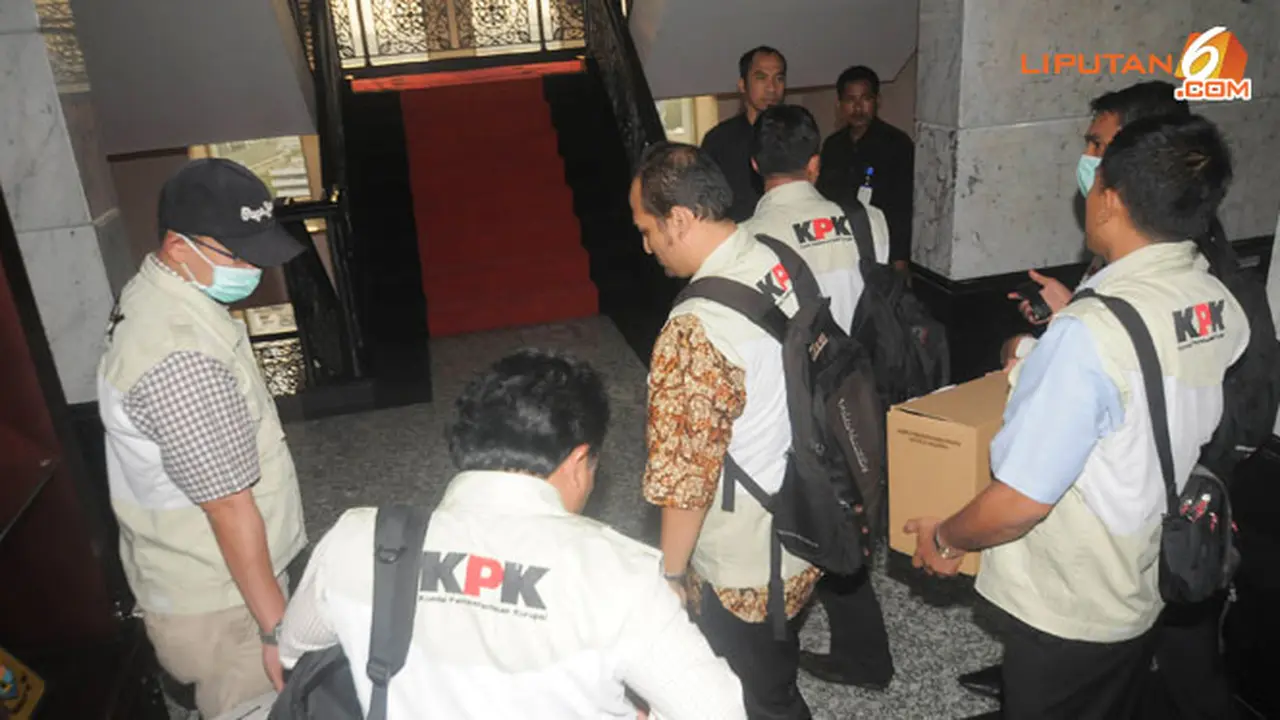 geledah-kpk-rumah-131003c.jpg