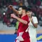 Pemain Timnas Indonesia U-23, Jens Raven, melakukan selebrasi setelah mencetak gol ke gawag Timnas Thailand U-23 pada laga semifinal Piala AFF U-23 2025 di Stadion Utama Gelora Bung Karno, Jakarta, Jumat (25/7/2025). (Bola.com/Abdul Aziz)