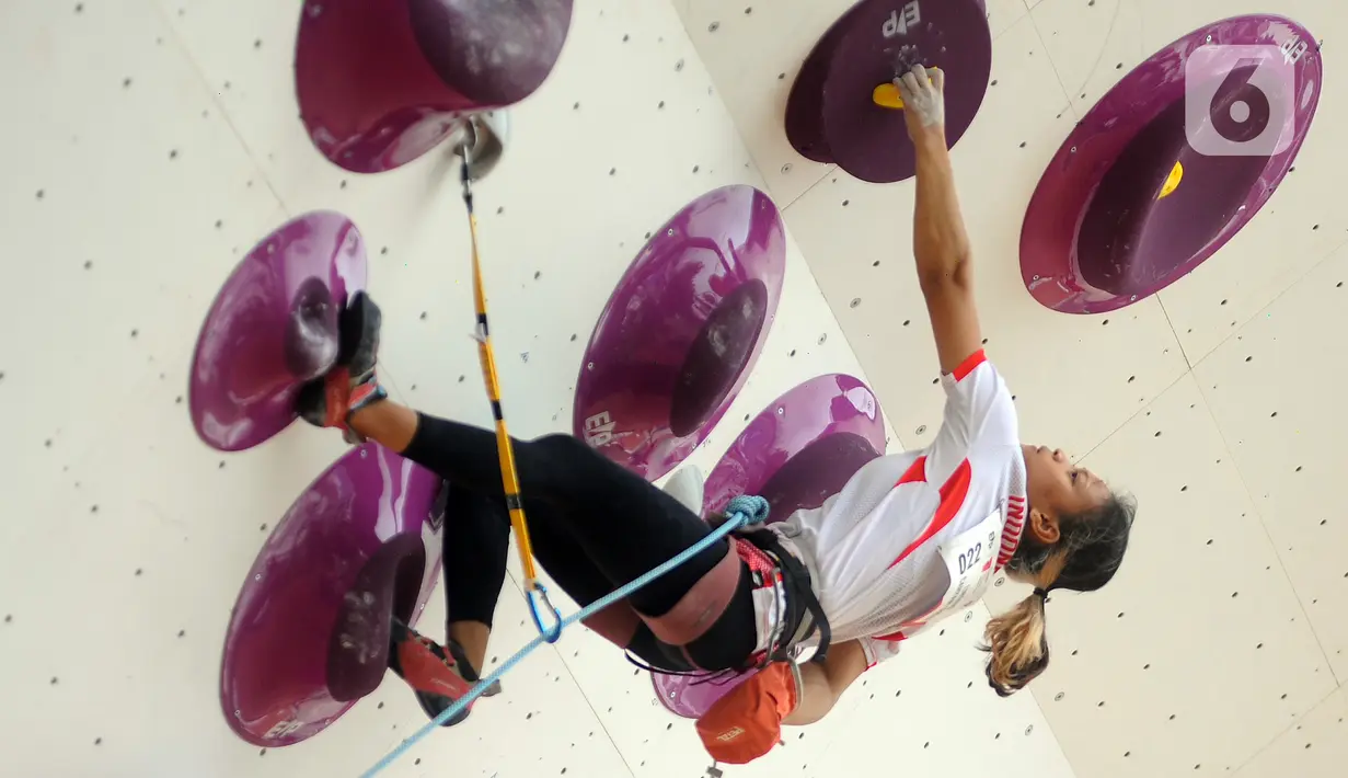 Hanya pemanjat di delapan besar ranking lead dan boulder yang berhak melaju ke final. (merdeka.com/Arie Basuki)