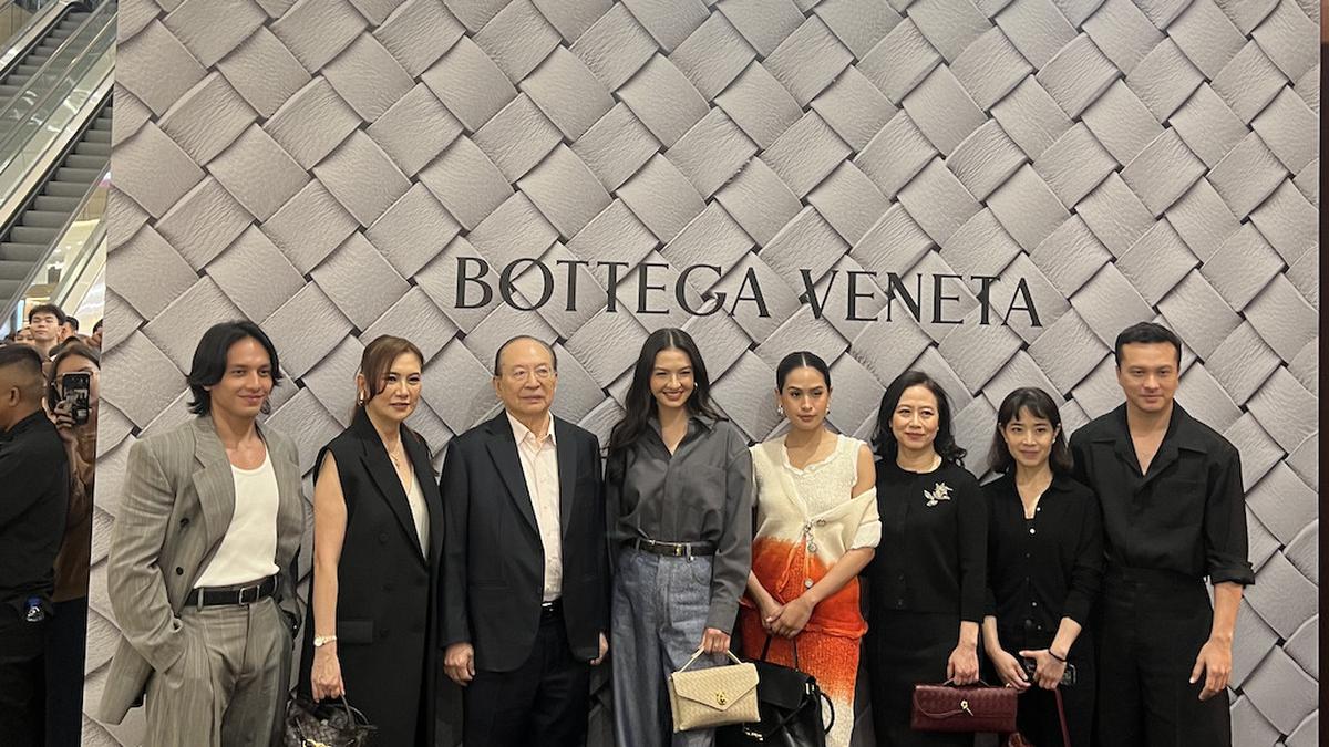 Pesona Para Bintang di Black Carpet Bottega Veneta, Senayan City