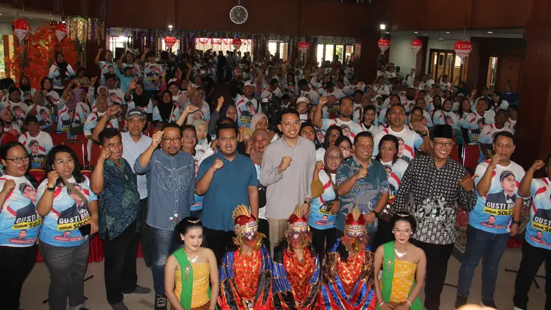 Acara Konsolidasi Bang Ara dan Stefanus Gusma untuk mendukung Gusti Bhre di Wisma Dewa-Dewi, Surakarta, Senin (5/8/2024) (Istimewa)