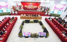FOTO: Suasana Uji Publik PKPU Pilkada Serentak 2024 yang Digelar KPU RI untuk Pencalonan Gubernur, Bupati dan Wali Kota