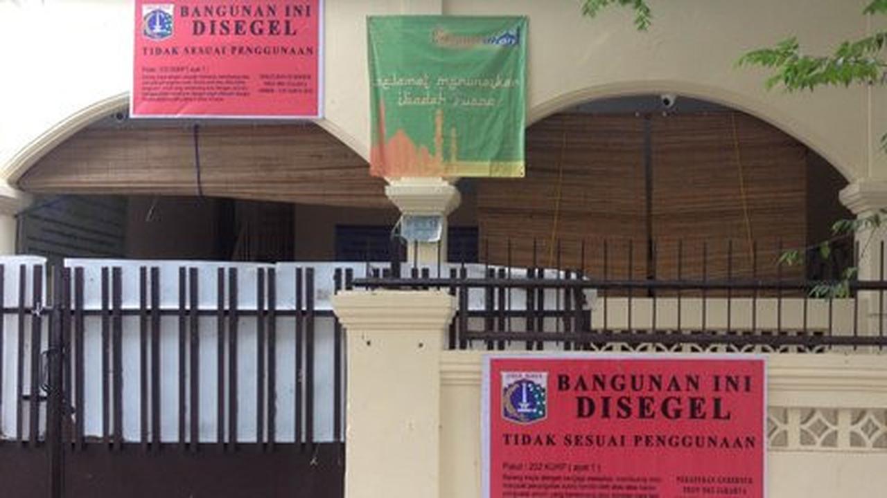 Jemaah Ahmadiyah di Tebet diketahui warga cuma salat seminggu sekali