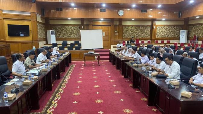 Fakta Miris Ribuan Guru di Serang Belum Digaji, Ternyata Ini Masalahnya