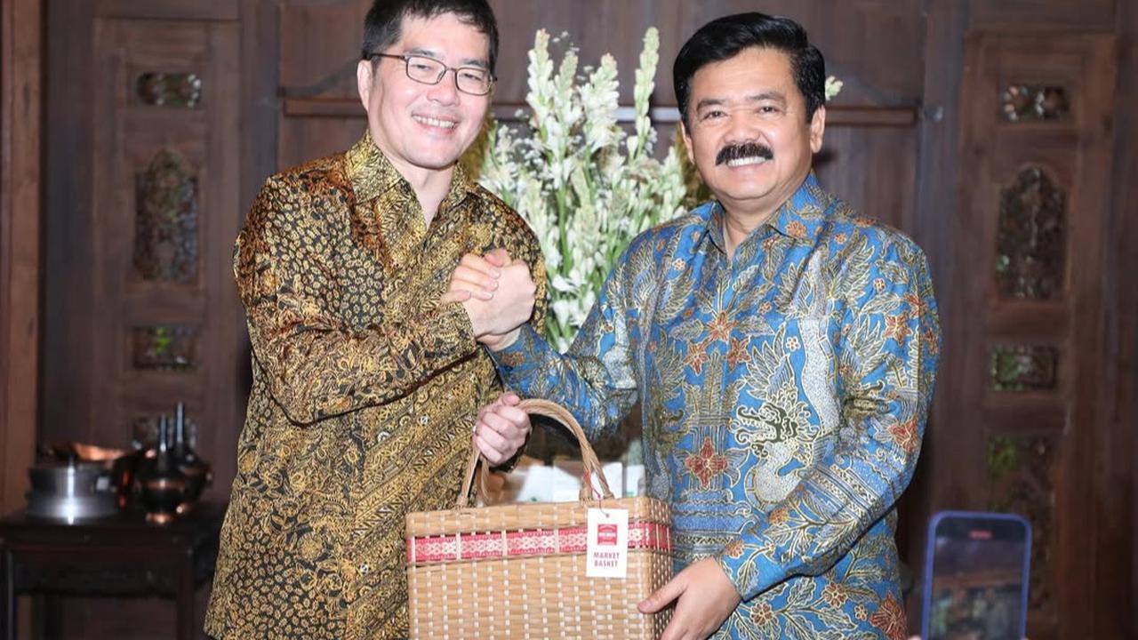 Eks Panglima TNI Kedatangan Sahabatnya Mantan Panglima Pertahanan Singapura