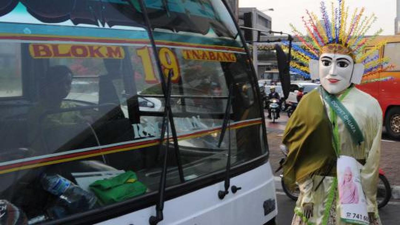 Ondel-ondel ingatkan warga bayar Zakat