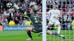Tampil di depan pendukung sendiri, Real Madrid sebenarnya tampil garang dengan mencatatkan 20 tembakan. (AP Photo/Bernat Armangue)