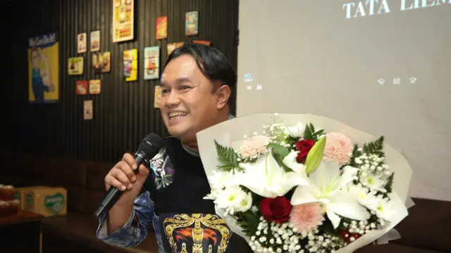 Tata Liem meluncurkan single Saranghaeyo