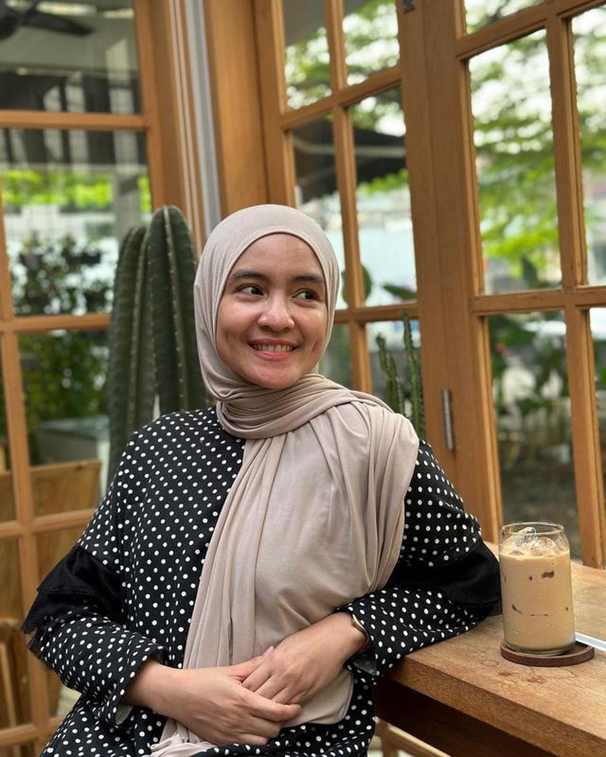 15 Artis Wanita Populer Ini Ternyata Lulusan UI, Cantik dan Pintar Sekaligus
