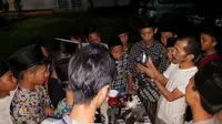 Para pegiat kopi Cirebon saat menggelar tadarus kopi di Ponpes Gedongan Cirebon. Foto (Liputan6.com / Panji Prayitno)