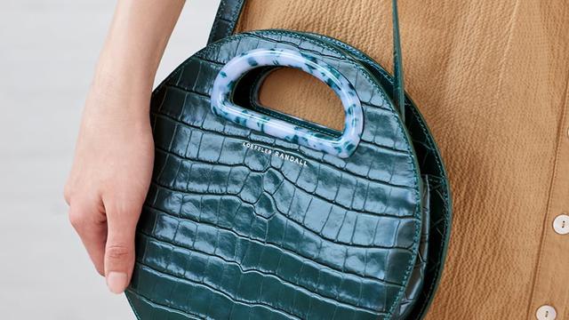 5 Gaya Tas Wajib Punya Untuk Gaya Kian Terkini Fashion Beauty Liputan6 Com
