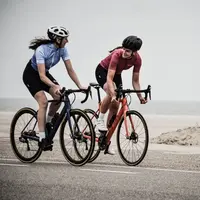 Ilustrasi bersepeda. Sumber foto: unsplash.com/Coen van den Broek