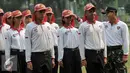 Anggota Paskibraka berlatih jelang peringatan HUT RI ke-71 di Istana Negara, Jakarta, Kamis (11/8). Mereka adalah pemuda-pemudi terpilih yang akan mengibarkan bendera pusaka saat Upacara HUT RI ke-71 di Istana Negara. (Liputan6.com/Yoppy Renato)