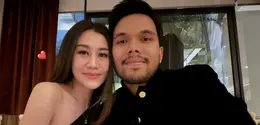 Aaliyah Massaid bersama sang suami. [@aaliyah.massaid]