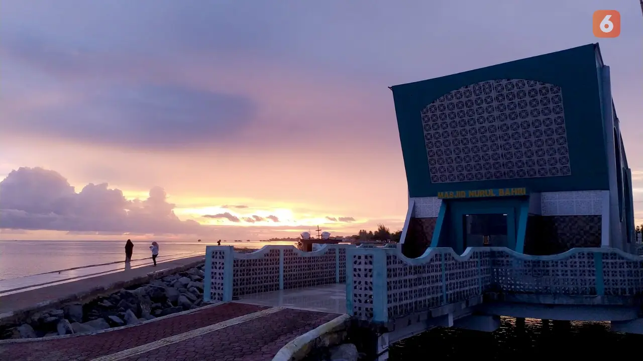 Masjid Terapung Nurul Bahri Kabupaten Pohuwato (Arfandi Ibrahim/Liputan6.com)