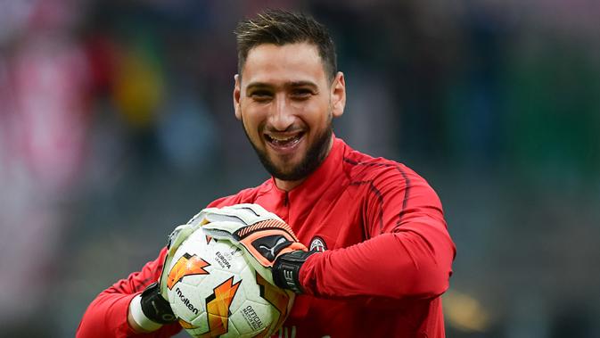 Kiper AC Milan Gianluigi Donnarumma (AFP/Miguel Medina)