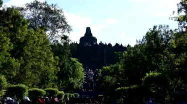 Menurut Tito, penyebab utama pelarangan tersebut karena Borobudur adalah  objek wisata domestik dan mancanegara. 