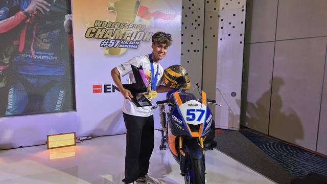 Aldi Satya Mahendra saat disambut Yamaha Indonesia di Jakarta
