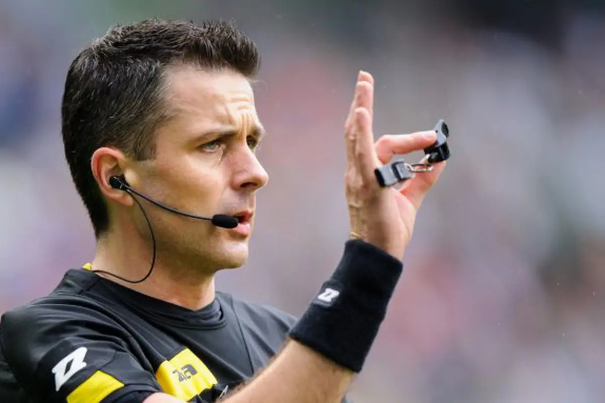 Aksi Kontroversi Wasit di Kompetisi Liga Polandia