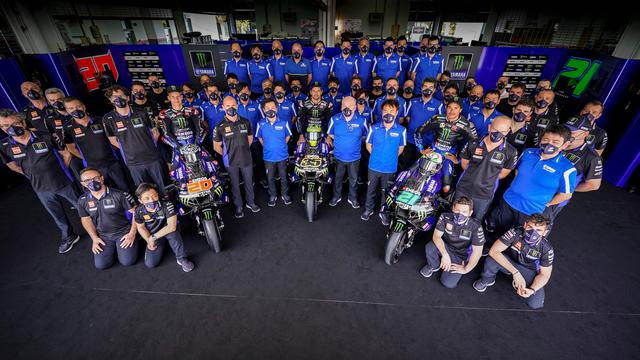 Tim Monster Energy Yamaha