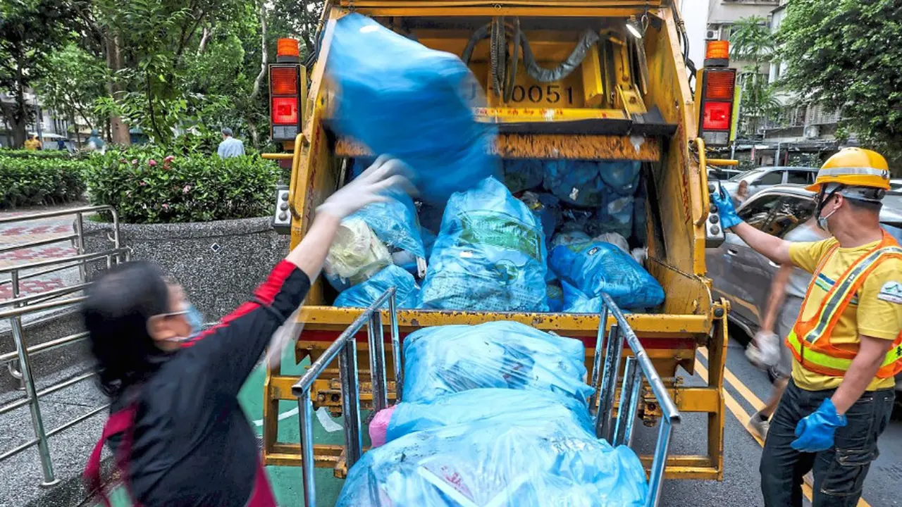 Taiwan Terapkan Sistem Truk Sampah Bermusik untuk Pengelolaan Lingkungan