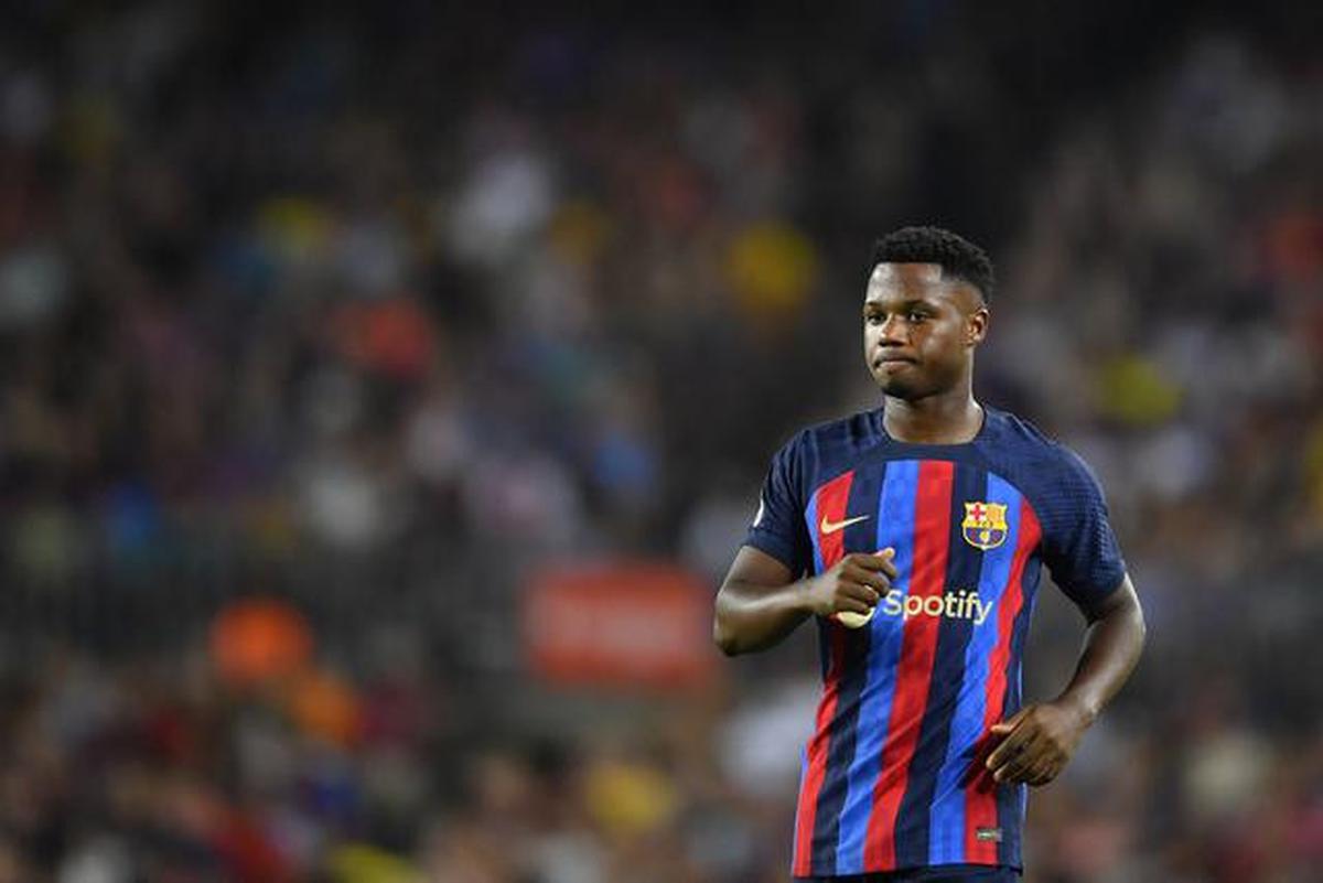 Barcelona Bersiap Lepas 3 Pemain Bintang, demi Modal Belanja Hansi Flick