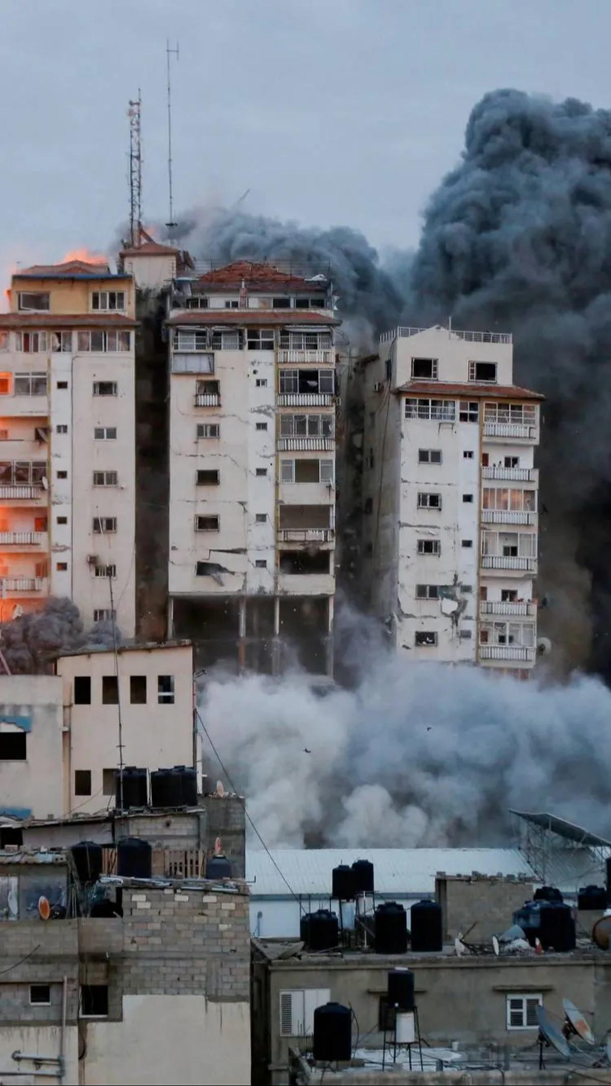 Seperti dikutip dari kantor berita Al Jazeera yang mengambil dari sumber medis di Gaza mengatakan sebanyak 232 warga Palestina tewas dan lebih dari seribuan orang luka-luka.<br>