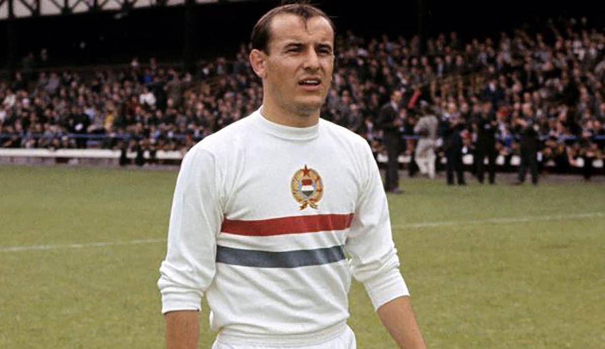 6. Ferenc Bene, meskipun gagal membawa Hungaria juara pada Piala Eropa 1964, namun saat itu dirinya mampu mencetak dua gol dan menjadi salah satu top skor. (UEFA)