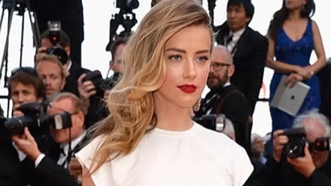 [Bintang] Amber Heard