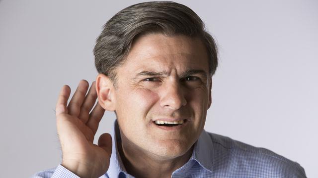 Tips Aman Menggunakan Earphone