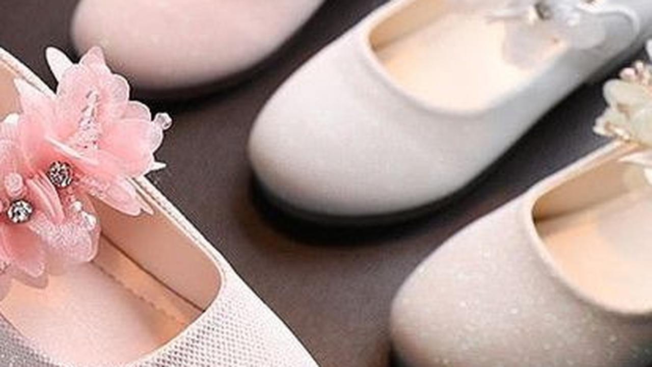 10 Rekomendasi Sneakers untuk Anak Perempuan, Tampil Stylish dengan Harga di Bawah Rp300 Ribuan