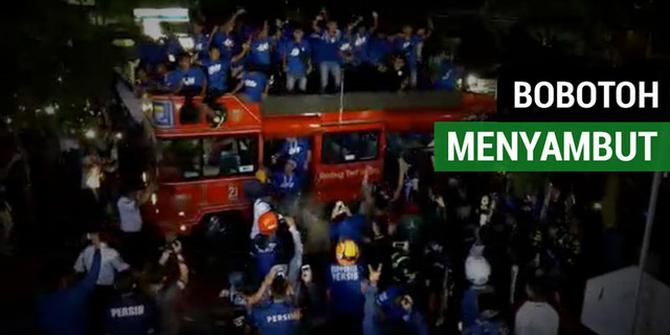 VIDEO: Persib U-16 Juara, Ribuan Bobotoh Menyambut