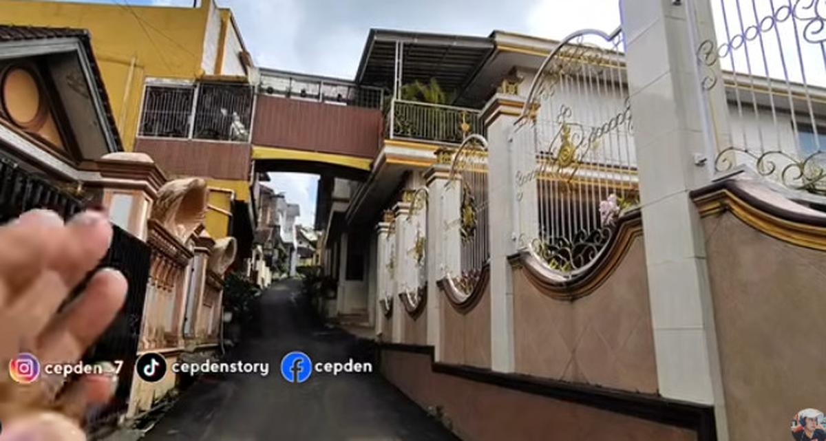 Hasil Kerja Keras, Potret Rumah Mewah Bak Istana di Pelosok Desa Ternyata Pemiliknya Tukang Bangunan