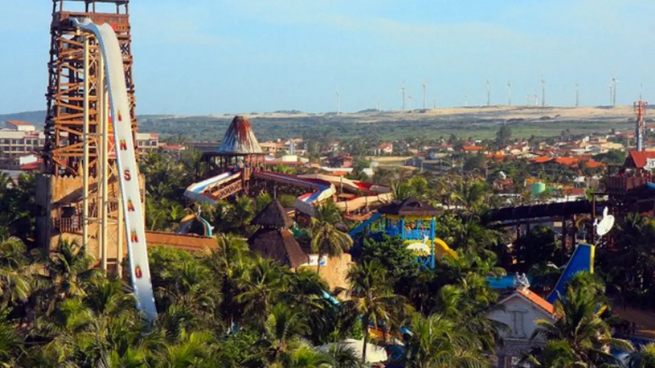 Wow, Berani Jajal 10 Water Boom Paling Ekstrem Ini