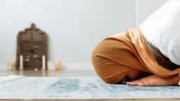 100 Kata-Kata Islami tentang Indahnya Taubat Nasuha, Inspiratif Menyentuh Hati