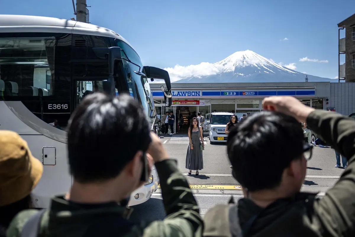 Jepang Bakal Pasang Penghalang Pemandangan Gunung Fuji
