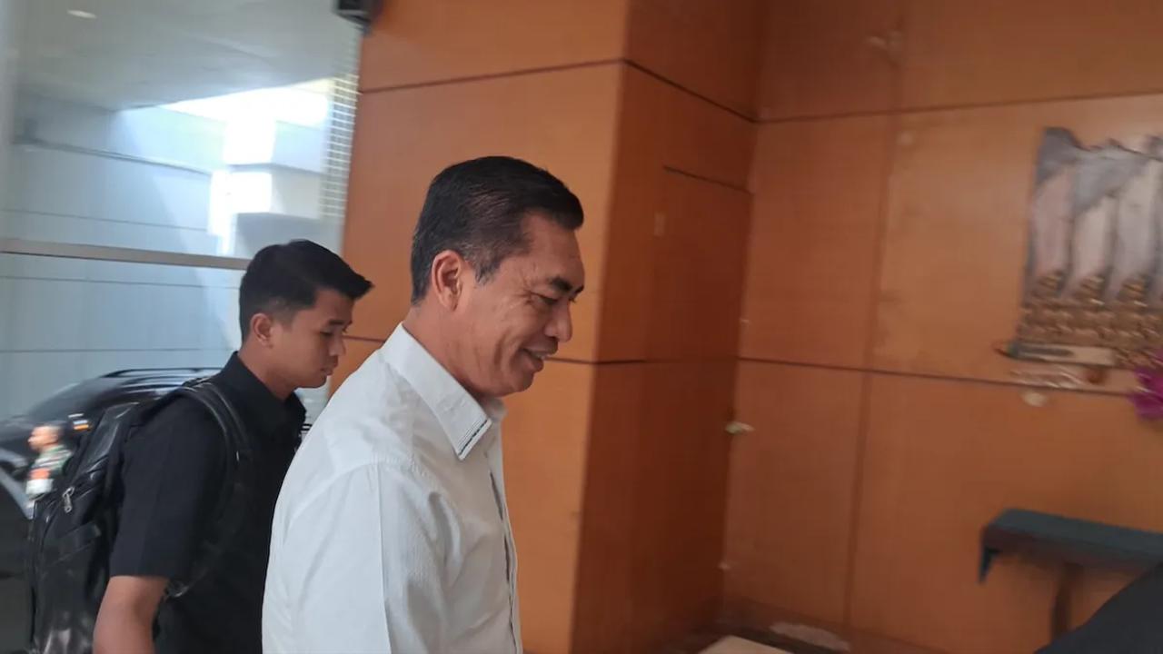 Lebih lanjut, Wahyu menilai, penyelewengan dana desa ini diakibatkan para kepala desa tak memiliki pengetahuan yang memadai.<br>