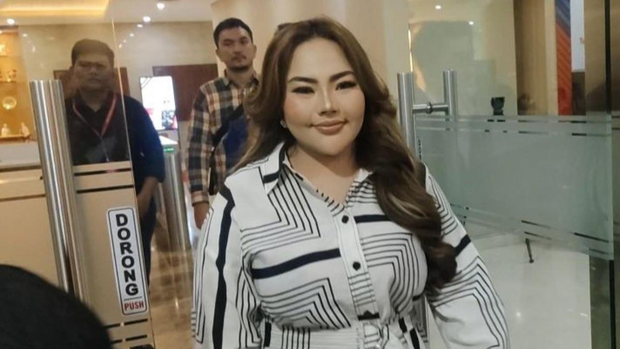 Polda Jabar Tetapkan Lisa Mariana Jadi Tersangka Video Syur bersama Pria Bertato