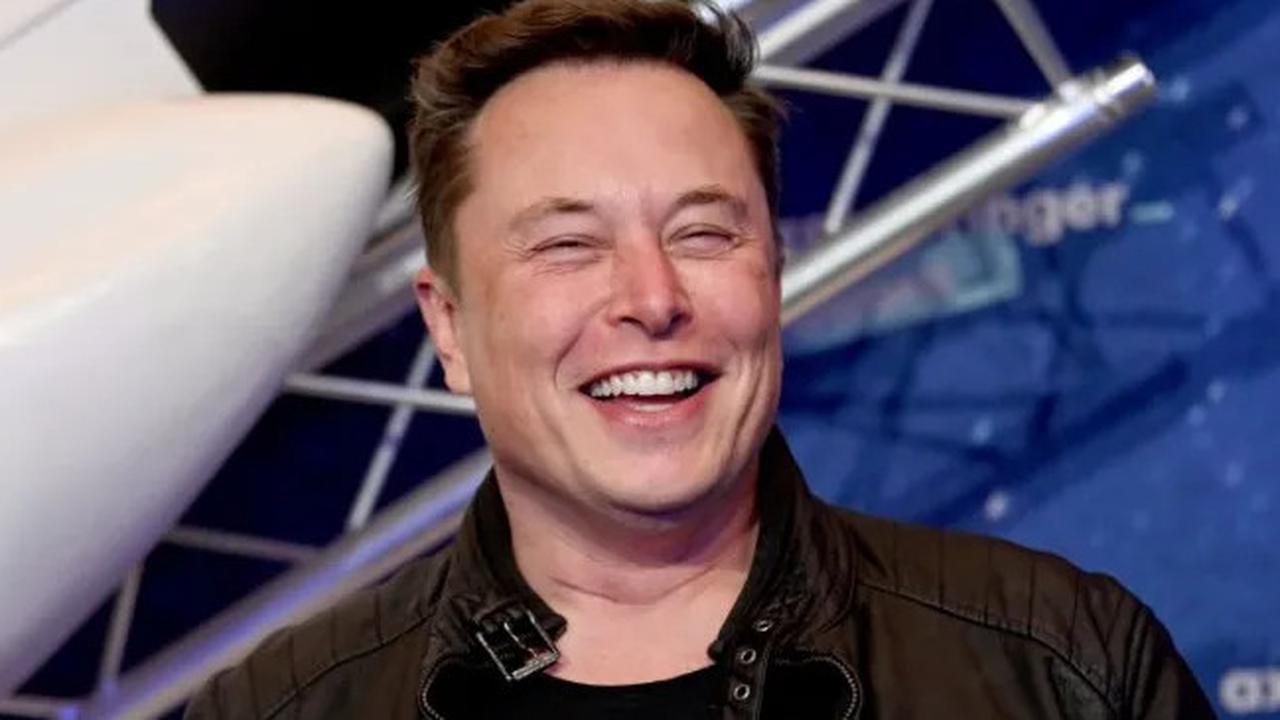 Komdigi Jawab Tenggat Waktu Denda Rp78 Juta ke Elon Musk soal konten Porno di X
